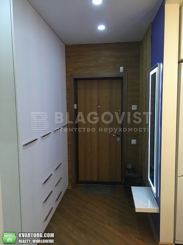Rent out 2-room apartment. Киев,  Липковского — photo 3