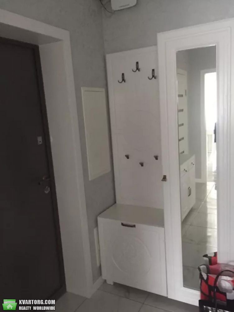 Rent out 2-room apartment. Киев,  Жмаченко — photo 4