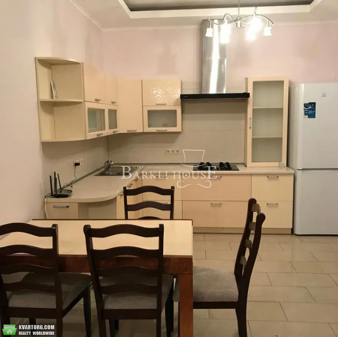 Rent out Townhouse. Киевская обл., Гатное — photo 1
