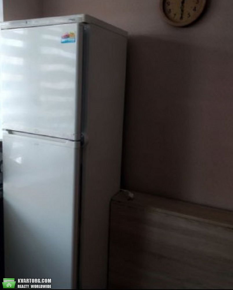 Rent out 2-room apartment. Киев,  Салютная — photo 8