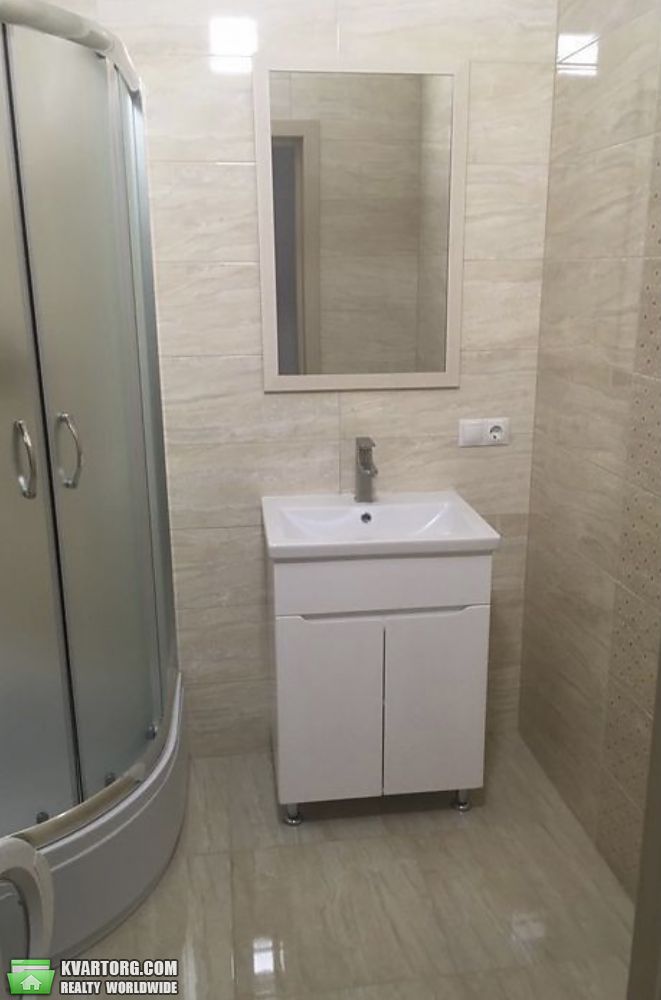 Rent out 2-room apartment. Львов, Угорська — photo 1
