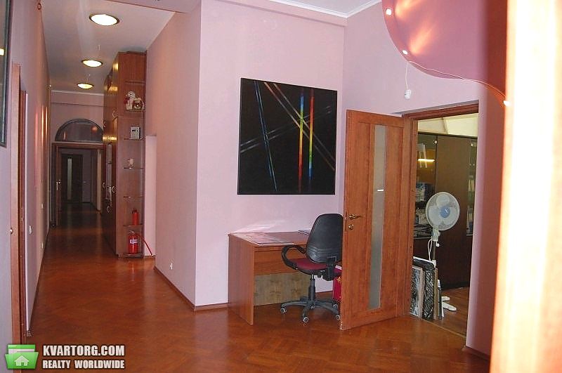 Sell office. Киев,  Богдана Хмельницкого — photo 1