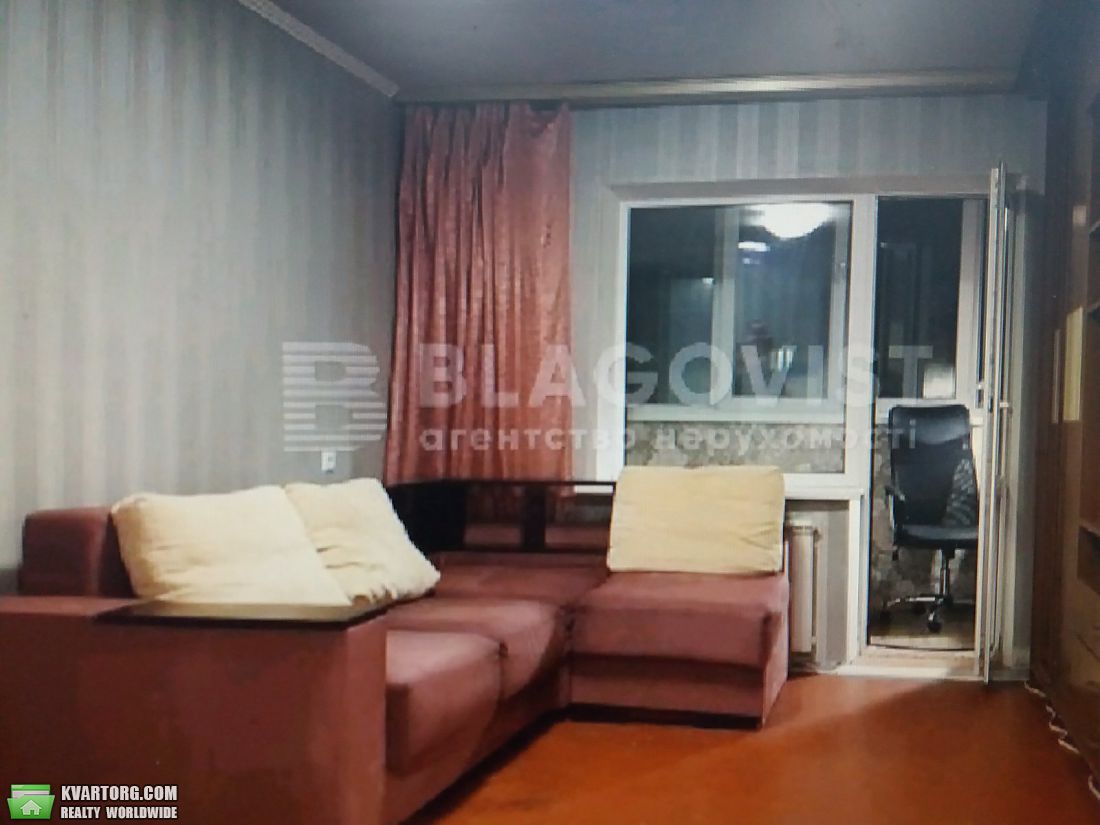 Sell 2-room apartment. Киев,  Лукьяновская — photo 1
