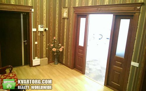 Sell 2-room apartment. Киев, Щорса — photo 2