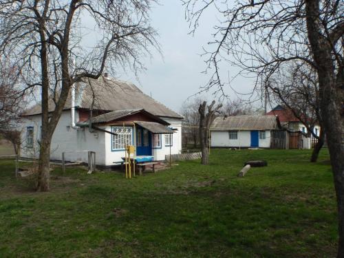 Sell house. Киевская обл., Червона — photo 3