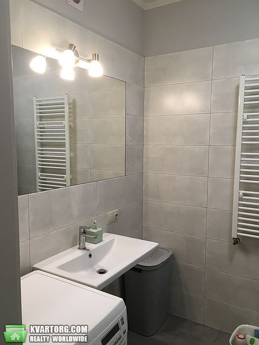 Rent out 2-room apartment. Львов, Майорівка — photo 5