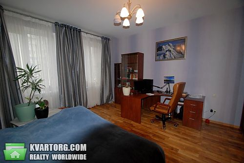 Sell 4-room apartment. Киев,  Павловская — photo 4