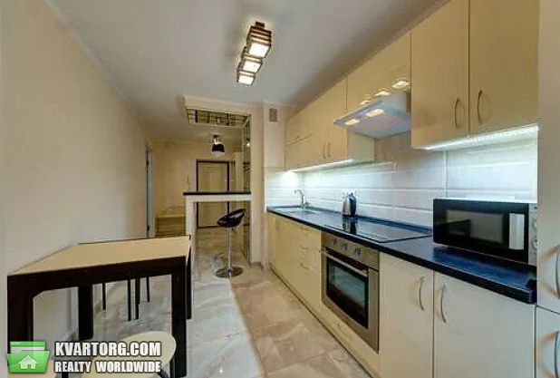 Rent out 2-room apartment. Киев,  Мельникова — photo 2