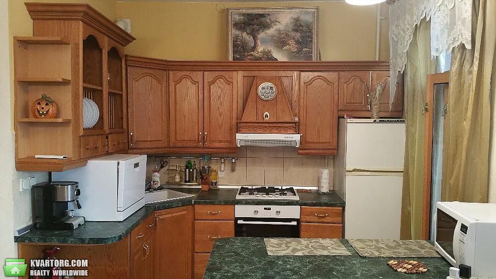Rent out 3-room apartment. Киев,  Антоновича — photo 4