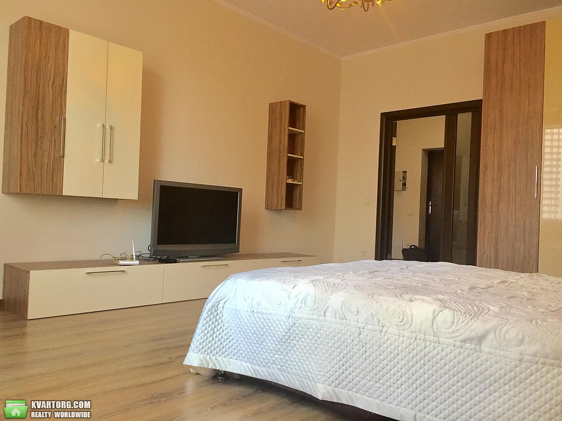 Rent out 1-room apartment. Киев,  Днепровская наб — photo 2