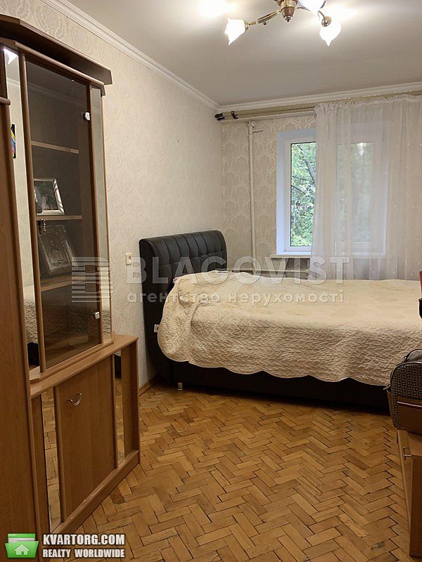 Sell 3-room apartment. Киев,  Первомайского — photo 4