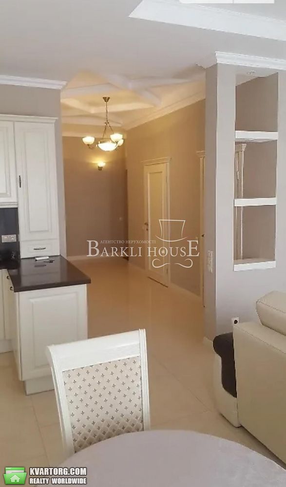 Rent out 2-room apartment. Киев,  Оболонская наб — photo 10