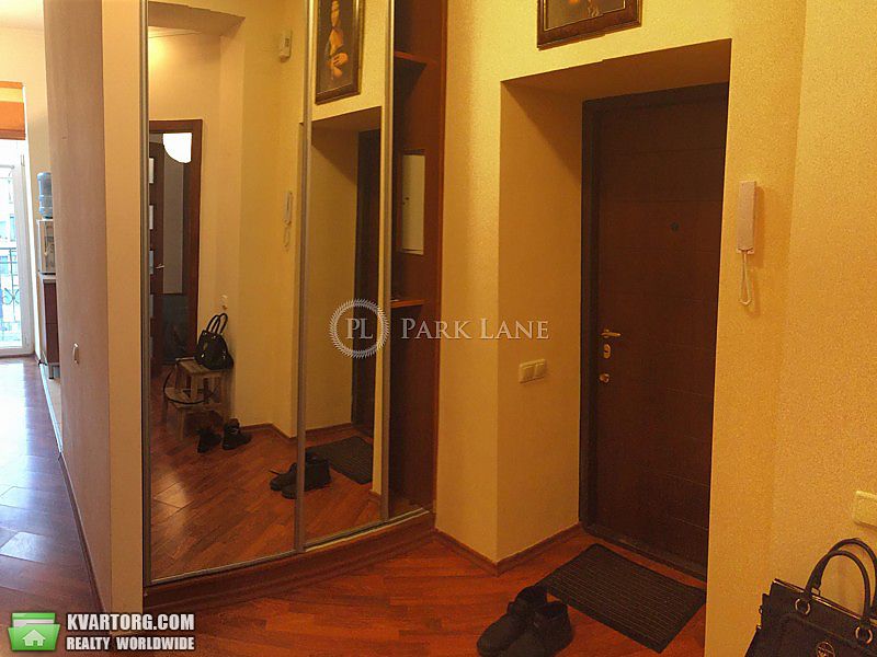 Rent out 2-room apartment. Киев,  Мазепы — photo 8