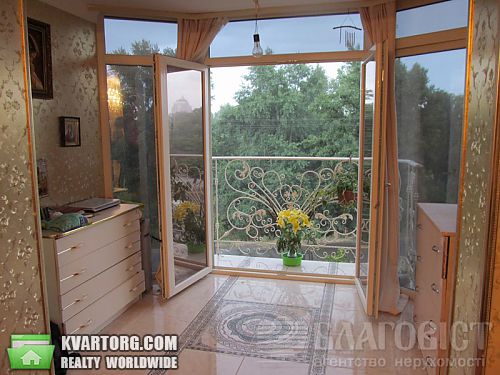 Sell 3-room apartment. Киев, Приречная — photo 1