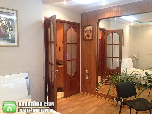 Rent out 2-room apartment. Днепропетровск, Гоголя — photo 1