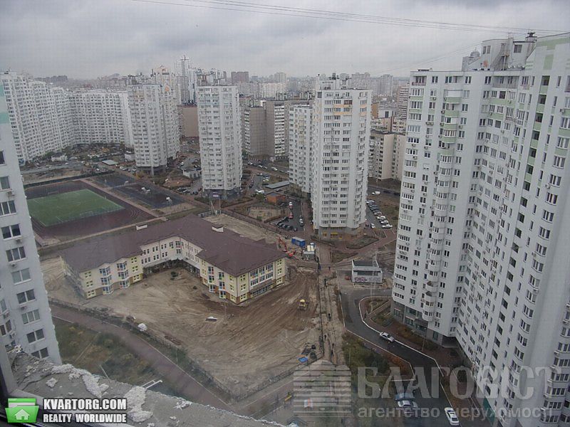 Rent out 3-room apartment. Киев,  Чавдар — photo 7
