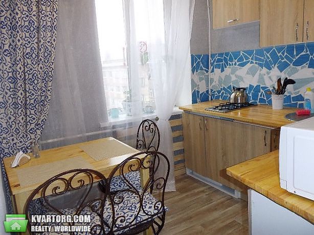 Rent out 2-room apartment. Киев, Выборгская — photo 1