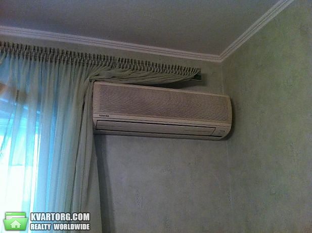 Rent out 2-room apartment. Киев,  Николаева — photo 10