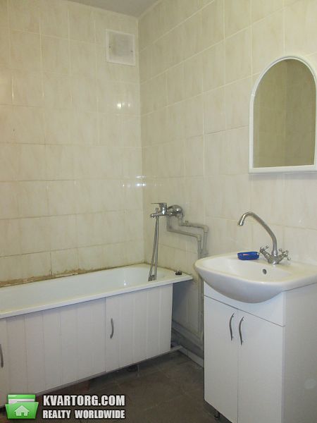 Sell 2-room apartment. Киев, Урловская — photo 5