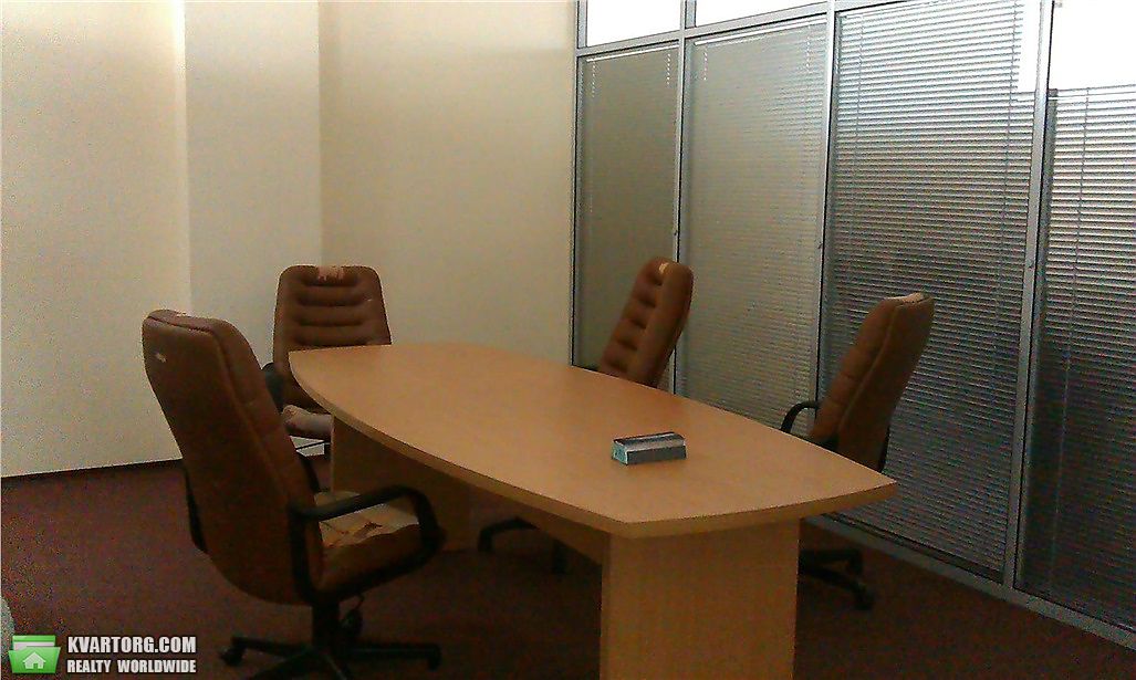 Rent out office. Киев, ул. Сурикова — photo 1