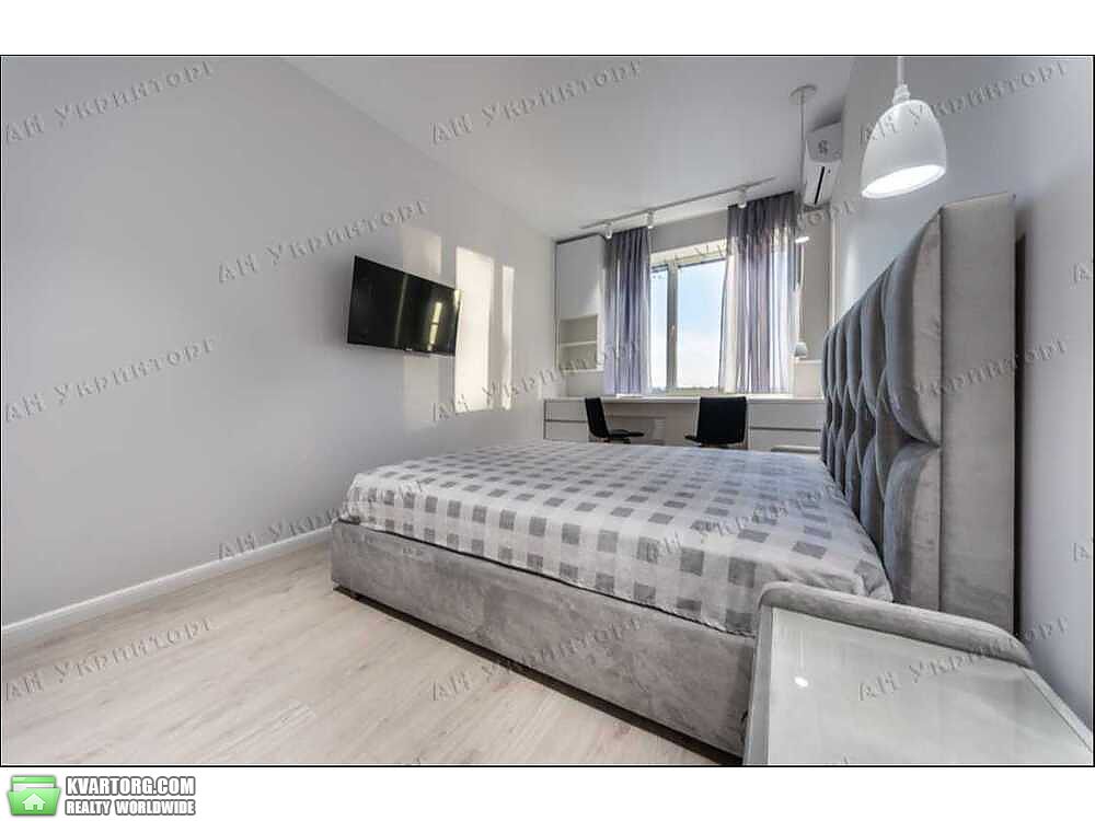 Rent out 3-room apartment. Киев, Никольско-Слободская — photo 7