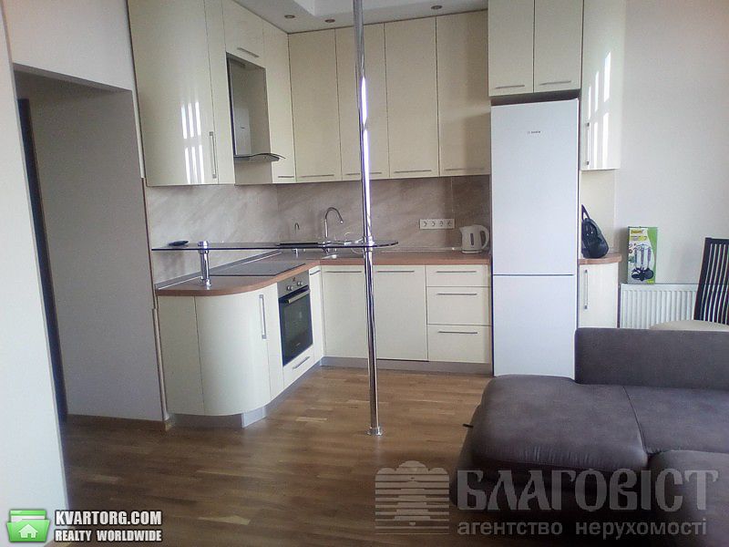 Sell 2-room apartment. Киев,  Златоустовская — photo 1