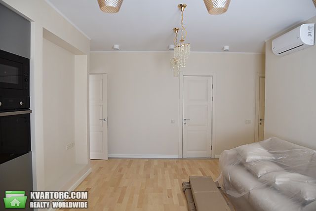 Rent out 3-room apartment. Киев,  Липковского — photo 4