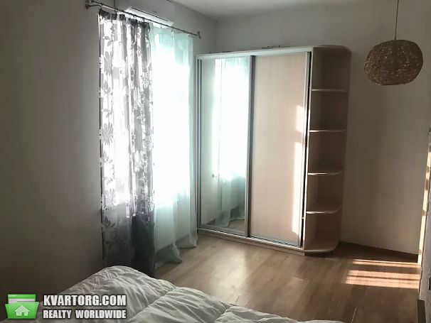 Rent out 2-room apartment. Киев,  Гарматная — photo 4