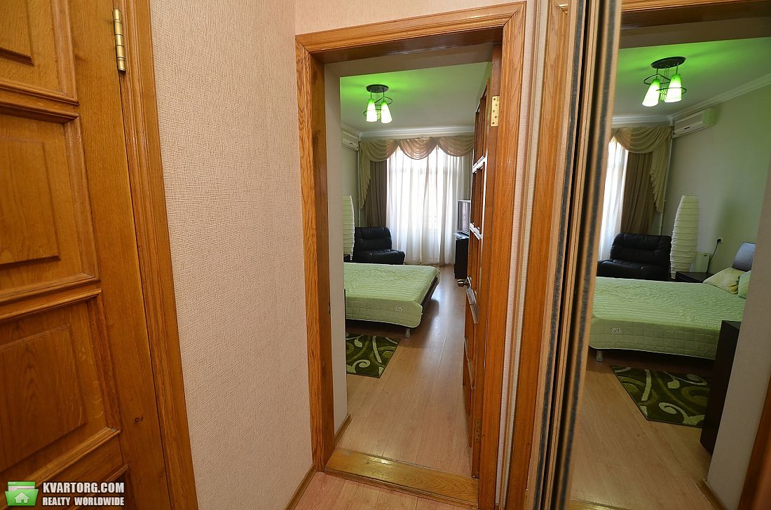 Rent out 1-room apartment. Николаев, Соборная — photo 5