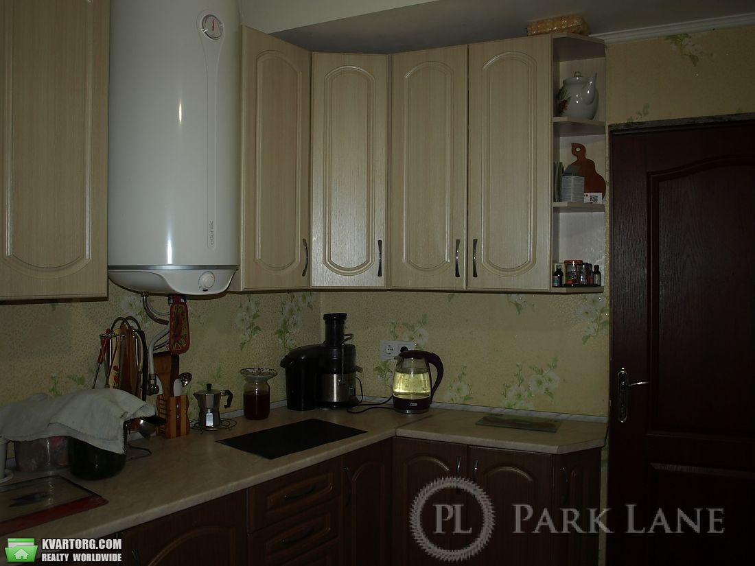 Sell 2-room apartment. Киев,  Большая Житомирская — photo 3