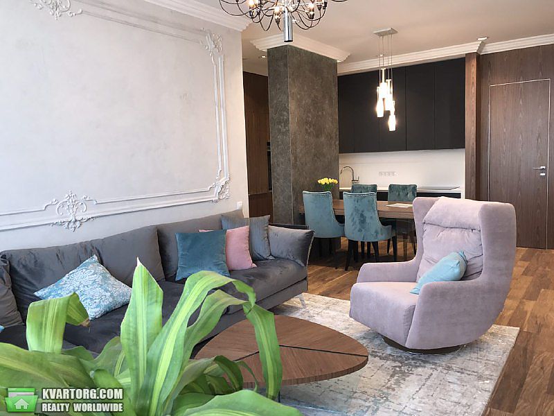 Sell 4-room apartment. Киев,  Драгомирова — photo 1