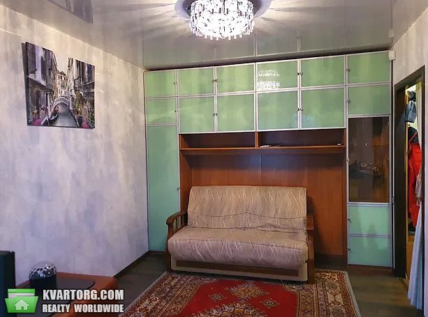Rent out 1-room apartment. Киев,  Автотранспортная — photo 1