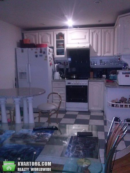 Sell 4-room apartment. Днепропетровск, Запорожское шоссе — photo 1