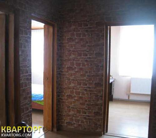 Rent out house. Киев,  Бажана — photo 1