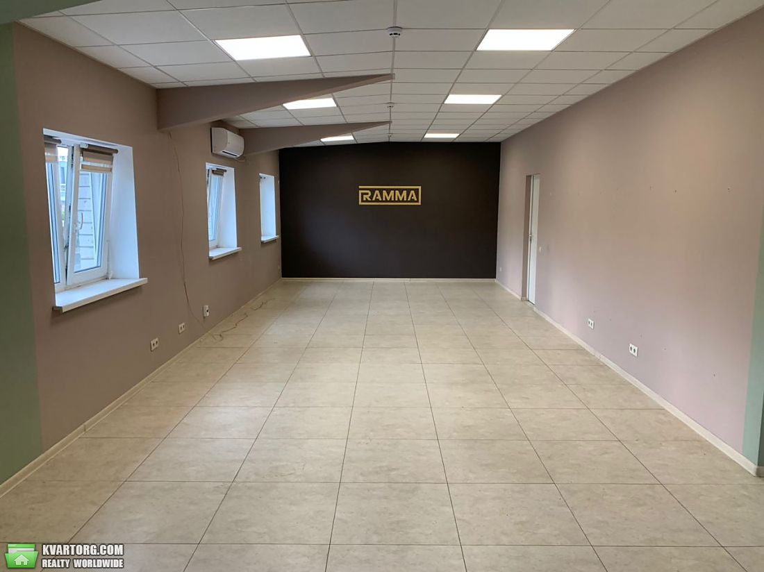 Rent out office. Киев, Новоконстантиновская — photo 1