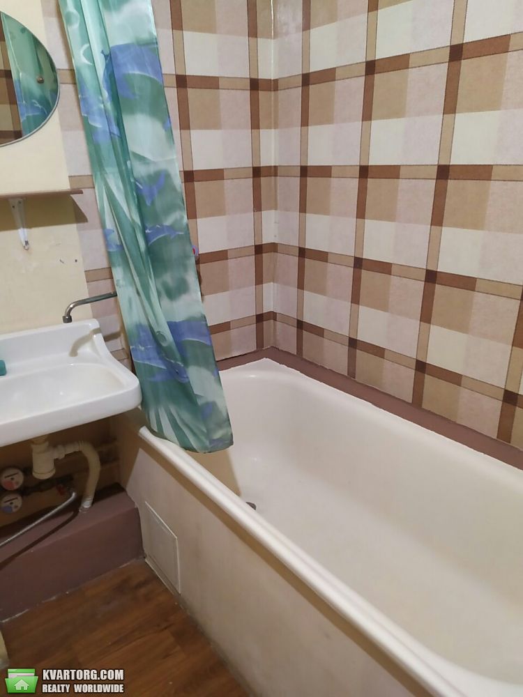 Rent out 1-room apartment. Киев,  Днепровская наб — photo 5