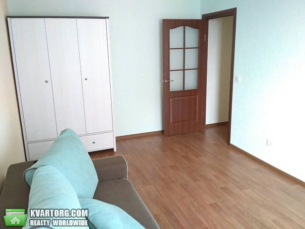 Rent out 2-room apartment. Киев,  Русановская наб — photo 6
