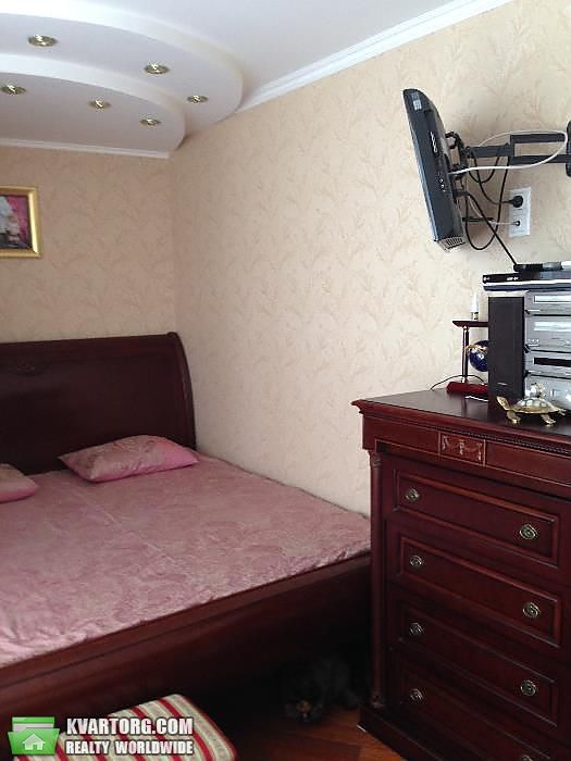 Sell 2-room apartment. Киев,  Дегтяревская — photo 4