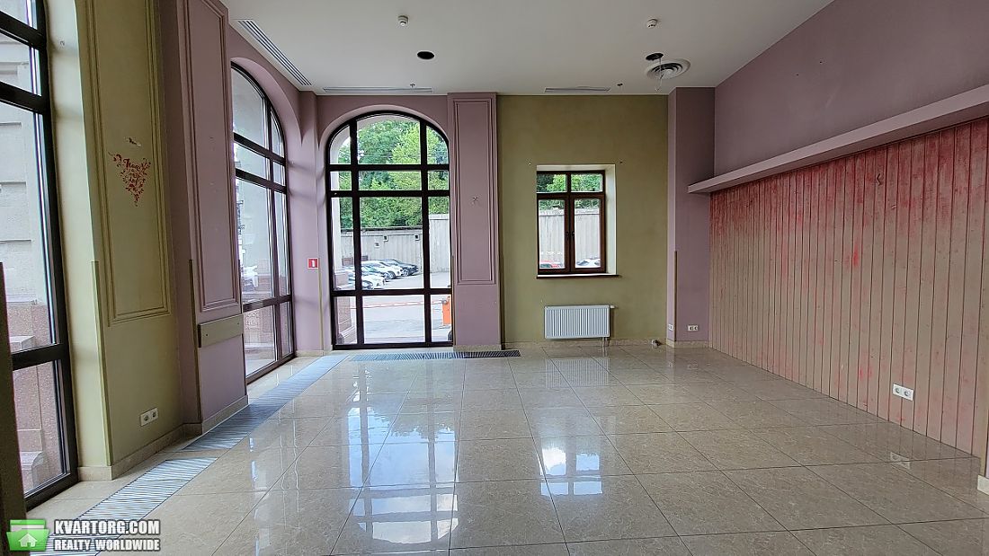 Rent out shop. Киев,  Верхний Вал — photo 5