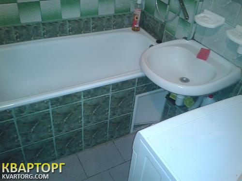 Rent out 2-room apartment. Киев,  Братиславская — photo 7