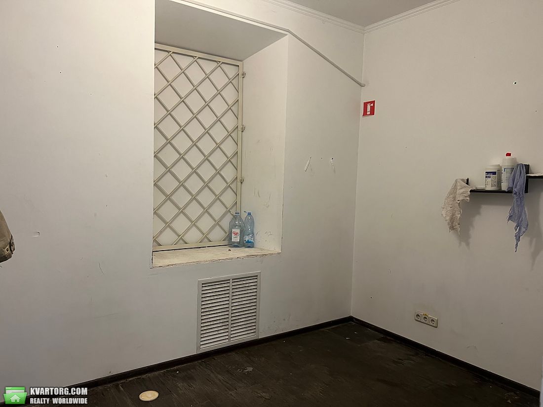 Rent out shop. Киев,  Воровского — photo 2