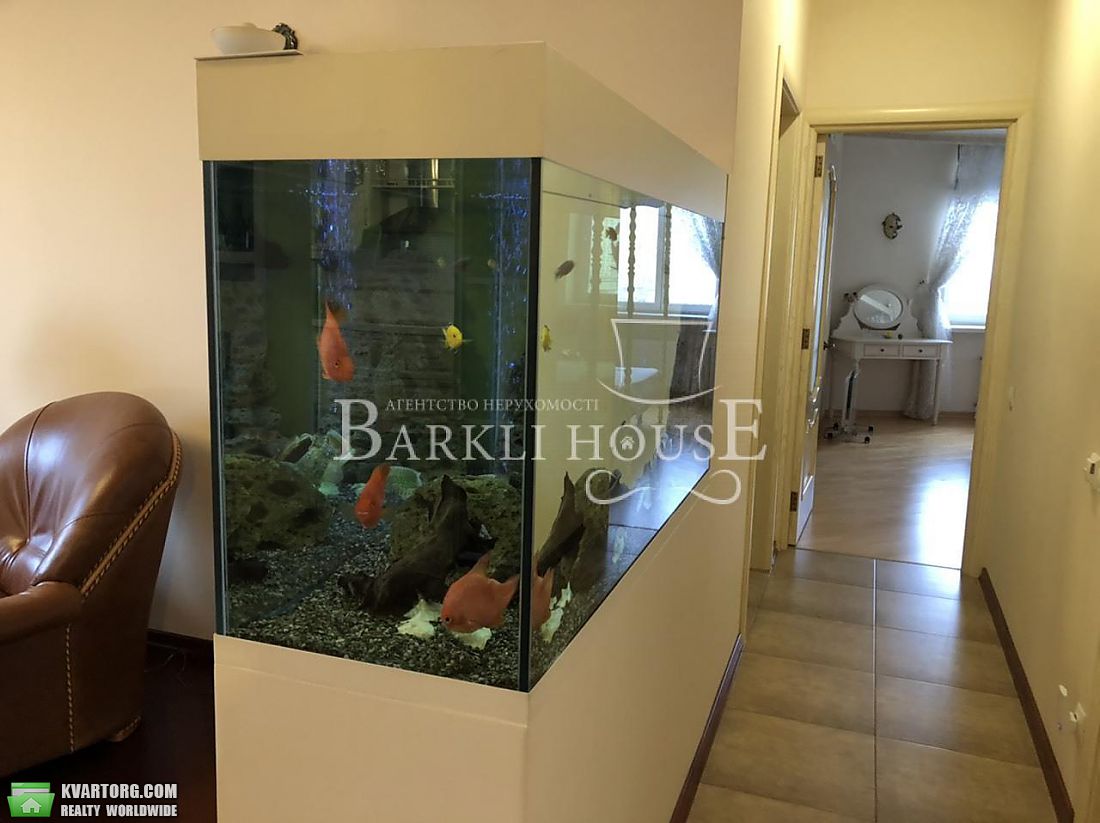 Rent out 3-room apartment. Киев,  Окипной — photo 7