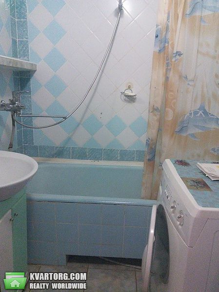 Sell 3-room apartment. Киев,  Ревуцкого — photo 4