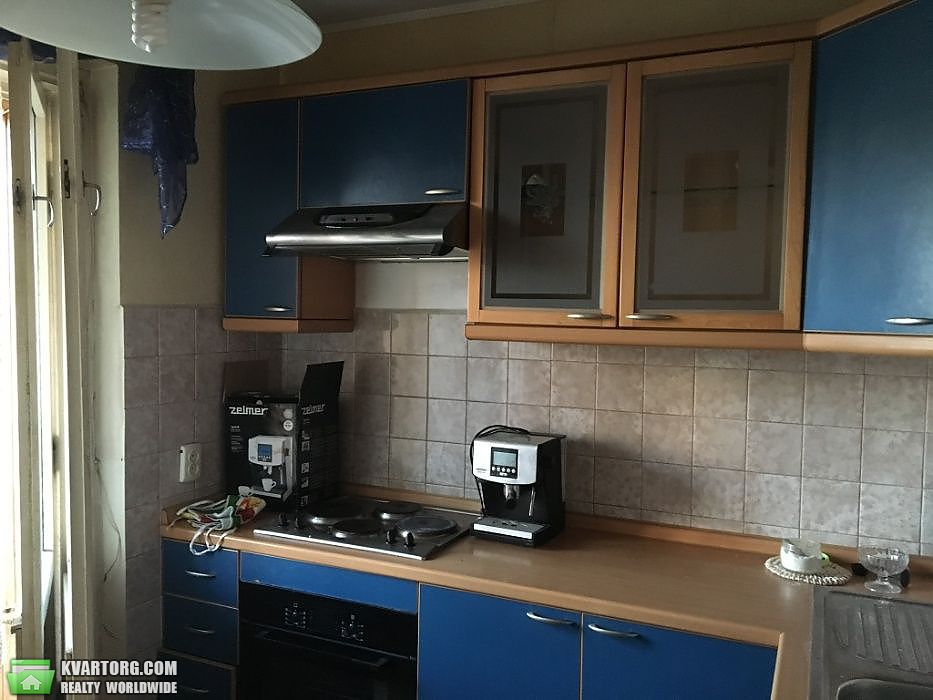 Sell 2-room apartment. Киев,  Миропольская — photo 1