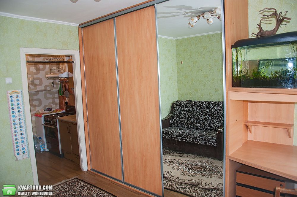 Sell 1-room apartment. Киев,  Межевая — photo 2
