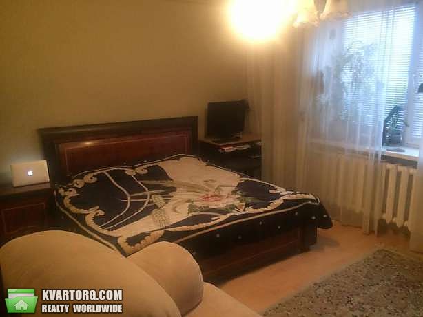 Sell 2-room apartment. Киев,  Руденко — photo 1