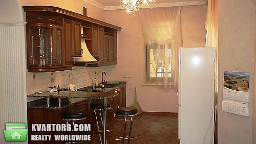 Rent out house. Одесса, Посмитного — photo 1