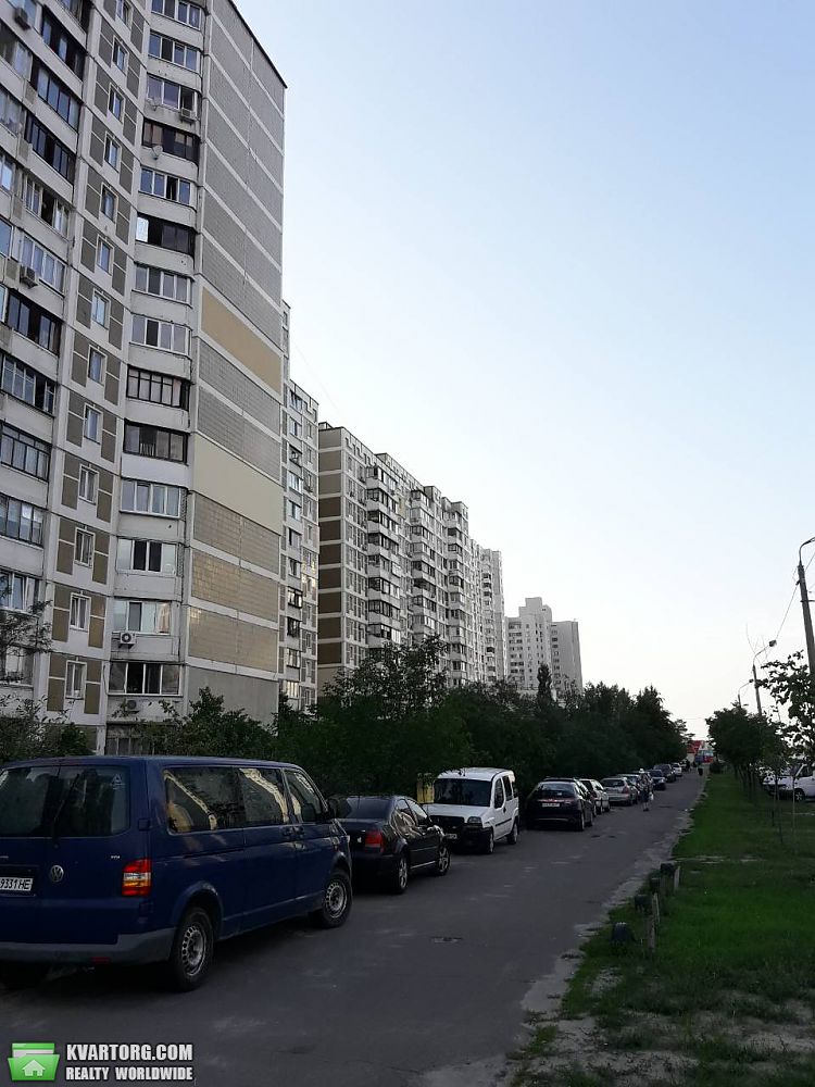 Sell 3-room apartment. Киев,  Маяковского — photo 1