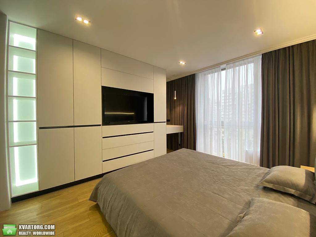 Sell 3-room apartment. Киев,  Предславинская — photo 8