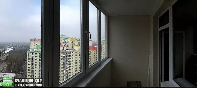 Rent out 2-room apartment. Киев,  Панельная — photo 4